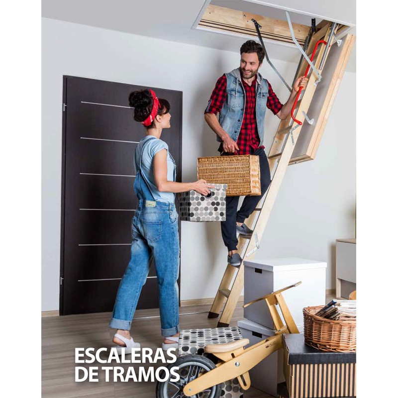Escada retrátil de secção de madeira