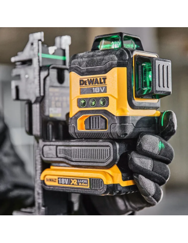 Nível laser verde de 3 linhas com autonivelamento de 360° e bateria de iões de lítio de 18V 2Ah.