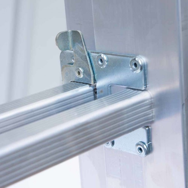 Escada extensível Eurostairs 3x9 certificada com 5 anos de garantia