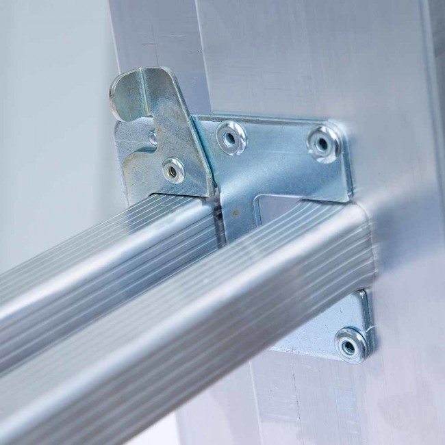 Escada extensível Eurostairs 3x9 certificada com 5 anos de garantia