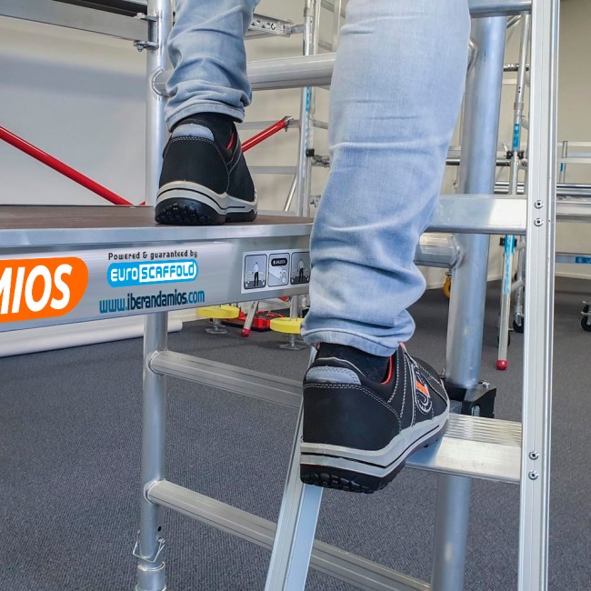 Escada de andaime dobrável de 5 degraus